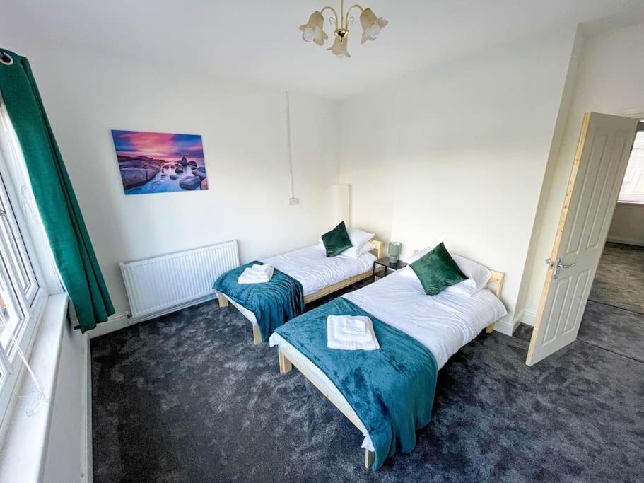 Perfect For Contractors & Families! 7 Beds Free Parking Apartment Birmingham Ngoại thất bức ảnh
