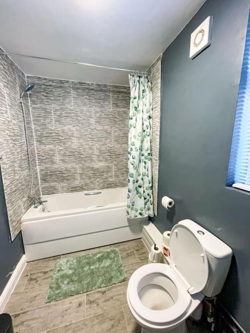 Perfect For Contractors & Families! 7 Beds Free Parking Apartment Birmingham Ngoại thất bức ảnh